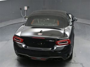 2018 Fiat 124 Spider Abarth — thumbnail 17