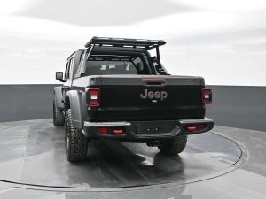Used 2024 Jeep Gladiator Rubicon 4×4 — thumbnail 3