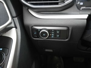 Used 2023 Ford Explorer XLT 4WD — thumbnail 19