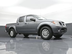 Used 2017 Nissan Frontier SV V6 Truck Crew Cab V-6 cyl — thumbnail 17